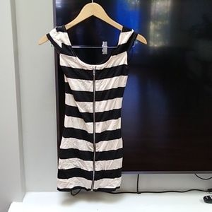 Bodycon front zip mini dress cream & black Small
